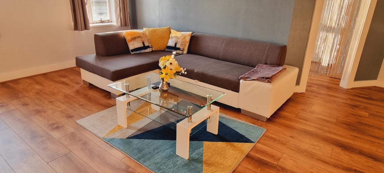 Modern And Spacious Swansea Centre Apartment Экстерьер фото